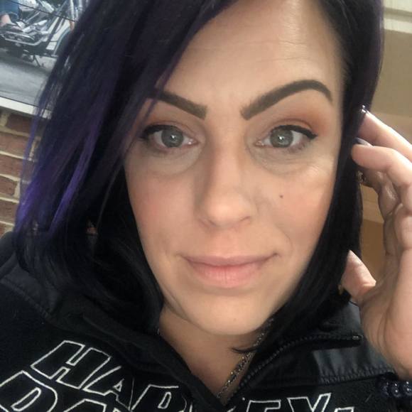 Meet your Posher, Mandy - Picture 1 of 1